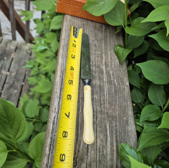 Mathieu Paris Vintage Knives - Picture 8 of 17